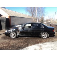 Продам а/м Kia Magentis битый