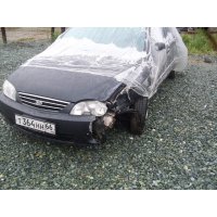 Продам а/м Kia Spectra битый