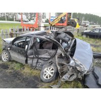 Продам а/м Mitsubishi Lancer битый