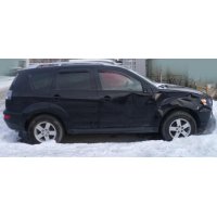 Продам а/м Mitsubishi Outlander XL битый