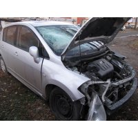 Продам а/м Nissan Tiida битый