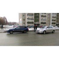 Продам а/м Nissan Wingroad битый