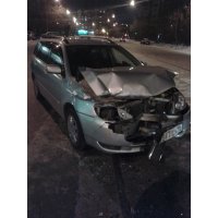 Продам а/м Toyota Corolla Fielder битый