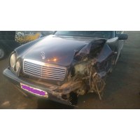 Продам а/м Mercedes-Benz E-класс битый
