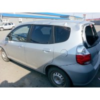 Продам а/м Honda Jazz битый