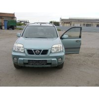 Продам а/м Nissan X-Trail битый
