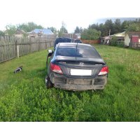 Продам а/м Hyundai Solaris битый