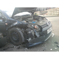Продам а/м Volkswagen Polo битый