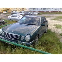 Продам а/м Mercedes-Benz E-класс битый