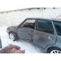 Продам а/м ВАЗ 2114 аварийный