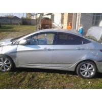 Продам а/м Hyundai Solaris битый