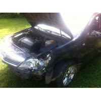 Продам а/м Opel Astra битый