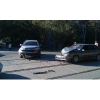 Продам а/м Honda CR-V битый
