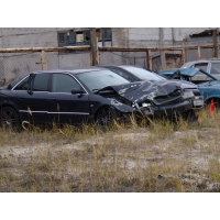 Продам а/м Audi A8 битый