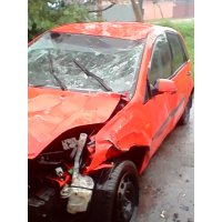 Продам а/м Ford Fiesta битый