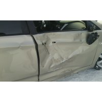 Продам а/м Hyundai Solaris битый