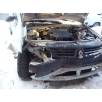 Продам а/м Renault Logan битый