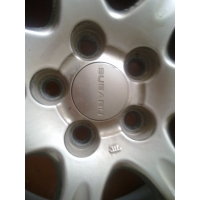 Продам Зимний комплект Subaru Forester фирм.  диски+ резина  для Subaru Forester