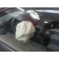 Продам а/м Volkswagen Polo битый