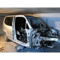 Продам а/м Honda Capa битый