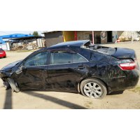 Продам а/м Toyota Camry битый