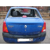 Продам а/м Renault Logan битый