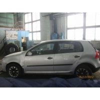 Продам а/м Volkswagen Golf аварийный