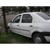 Продам а/м Renault Logan битый