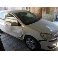 Продам а/м Opel Astra битый