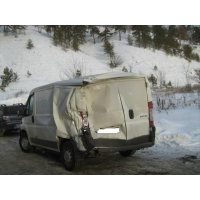 Продам а/м Peugeot Boxer битый