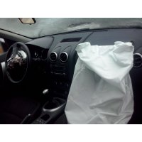 Продам а/м Nissan Qashqai битый