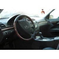 Продам Mercedes-Benz E-класс битый