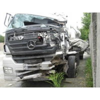 Куплю а/м Mercedes-Benz G-класс битый