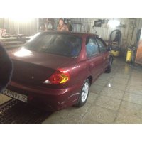 Продам а/м Kia Spectra битый