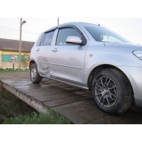 Продам а/м Mazda Demio требующий покраски