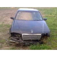 Продам а/м Mercedes-Benz C-класс битый