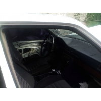 Продам а/м Mercedes-Benz W124 битый