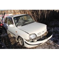Продам а/м Nissan March битый