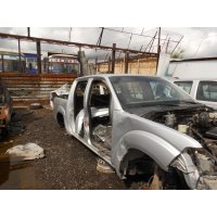 Продам а/м Nissan Navara битый