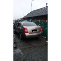 Продам а/м Nissan Primera битый