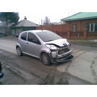 Продам а/м Peugeot 107 битый