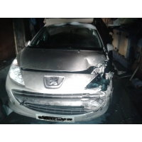 Продам а/м Peugeot 207 битый