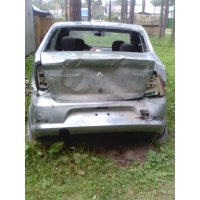 Продам а/м Renault Logan битый