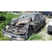 Продам а/м Toyota Carina битый
