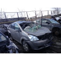 Продам а/м Toyota Corolla Verso битый