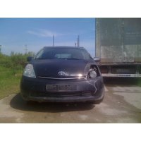 Продам а/м Toyota Prius битый