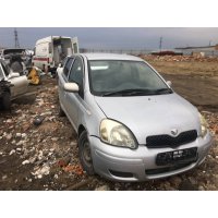 Продам а/м Toyota Vitz битый