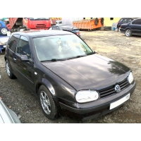 Продам а/м Volkswagen Golf битый