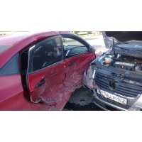 Продам а/м Hyundai Solaris битый