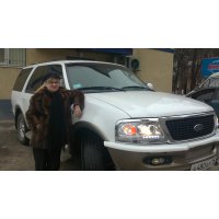 Продам а/м Ford Expedition требующий вложений